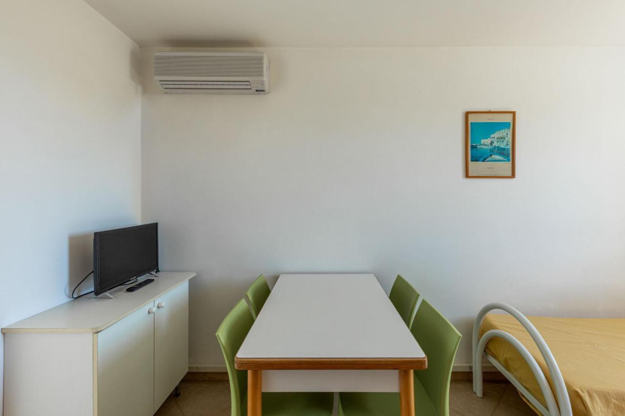 Residence Camping Atlantide Monopoli Extérieur photo